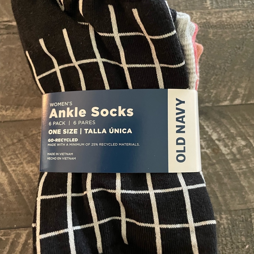 Old navy socks